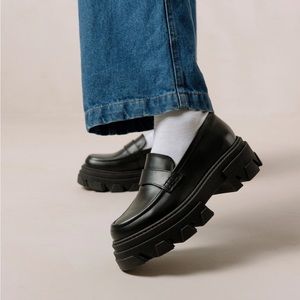 Alohas trailblazer loafer corn black size 40